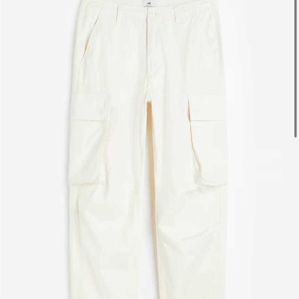 H&M Relaxed Fit Cream Cargo Pants
